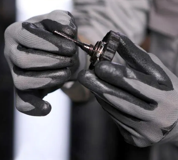Nitrile Dipped Work Gloves